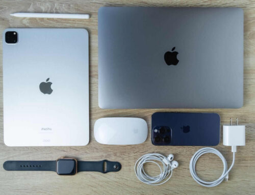 Apple’s Record Quarter Hints at Something Huge Coming: Is AAPL Stock a Buy Now?