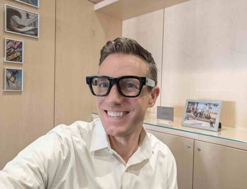 These Ray-Bans have a tiny screen in the lens