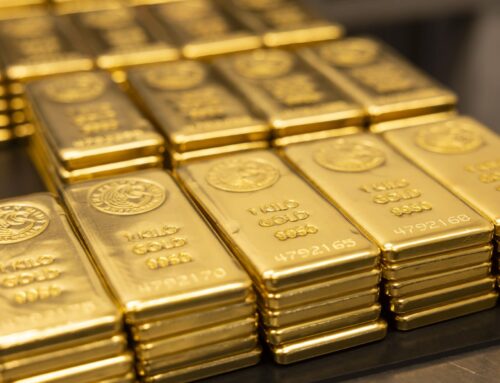 Gold Steadies as Investors Weigh Stock Jitters, Rate-Cut Outlook