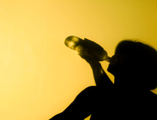 Untangling the influence of cannabis use on binge drinking