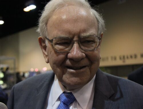 Warren Buffett Keeps Selling His Apple Stock: Should You?