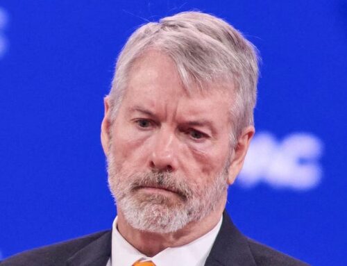 Saylor Issues Stark Warning Amid Sudden Scramble To Update Bitcoin Price Predictions