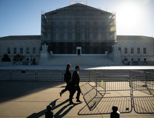 Supreme Court Weighs Opening Investment Funds to More Suits