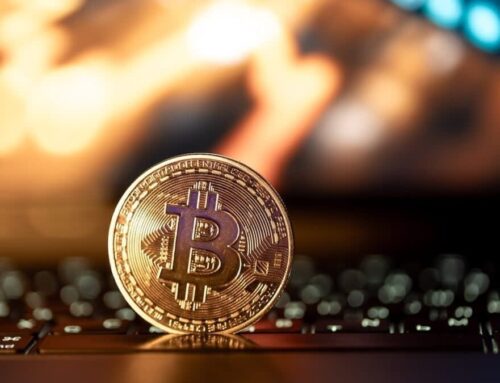 Tom Lee Addresses Fundstrat’s Diverging Bitcoin Predictions Amid Controversy On X