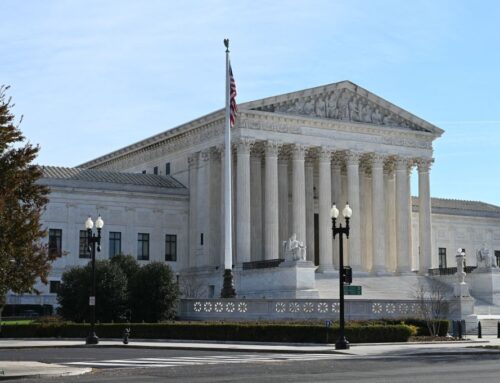 Justices to review whether private parties may sue investment companies