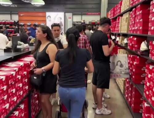 Nike shares jump after Apple CEO Cook doubles stake to $6 million