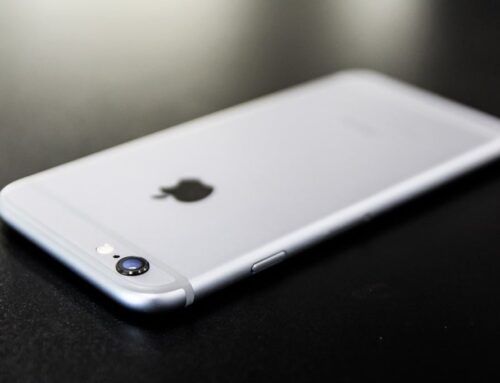 AAPL’s Rally Under Threat as As Apple Stock Tumbles Toward Support