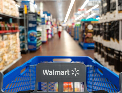 Walmart, Amazon battle fiercely amid last-minute holiday shopping frenzy