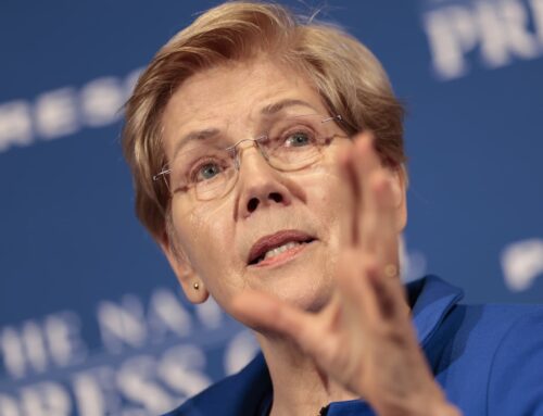 Elizabeth Warren warns of ‘volatile’ crypto risks in 401(k)s—here’s what investing pros sa