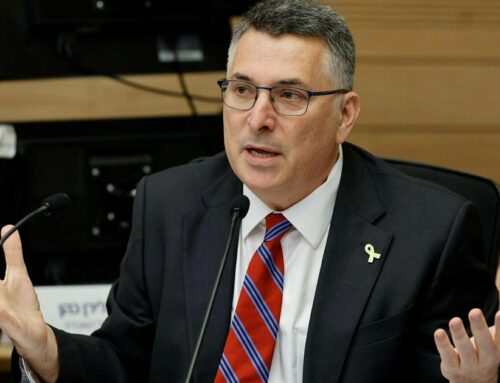 Dozens of Israeli environmental groups urge FM to block withdrawal from climate pact