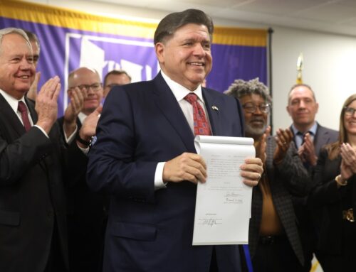 Gov. JB Pritzker signs sweeping Illinois energy law boosting batteries and renewables that
