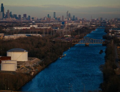 Nearly a year after asphalt spill in Chicago Sanitary and Ship Canal, EPA criticized for l
