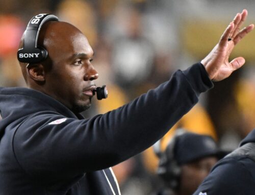 Texans’ DeMeco Ryans Not Concerned With Road Environment Vs. Patriots