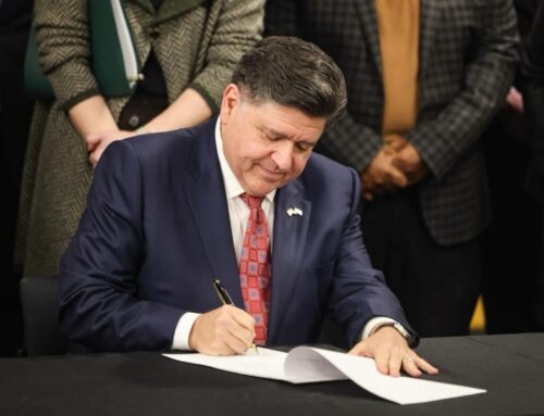 Illinois signs clean energy bill, will drive investments for solar PV, battery storage and