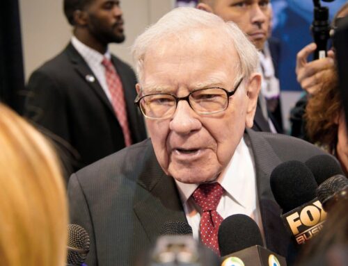 Buffett’s $9.7B OxyChem Acquisition — Why Investing Experts Say It’s Genius