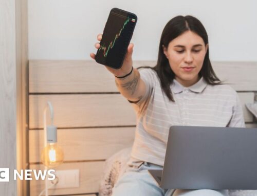 The FTSE 100 has hit a record high. Is now the time to start investing?