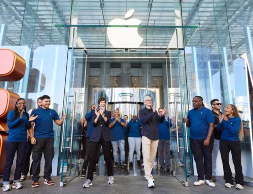 Apple vs. Meta Platforms: Which “Magnificent Seven” Stock Is a Better Buy Right Now?