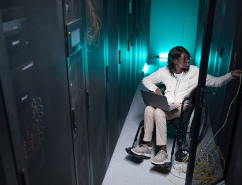 2 AI Stocks to Buy in 2026, and 1 to Avoid