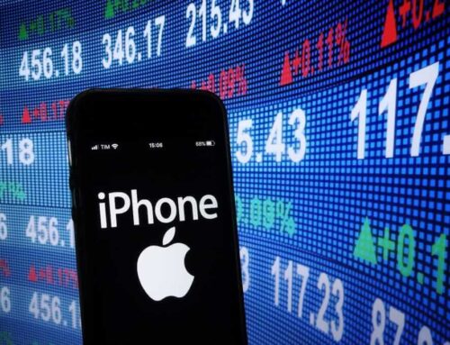 Apple Stock Is Steady as a Rock Amid AI Selloff: How to Play AAPL Stock