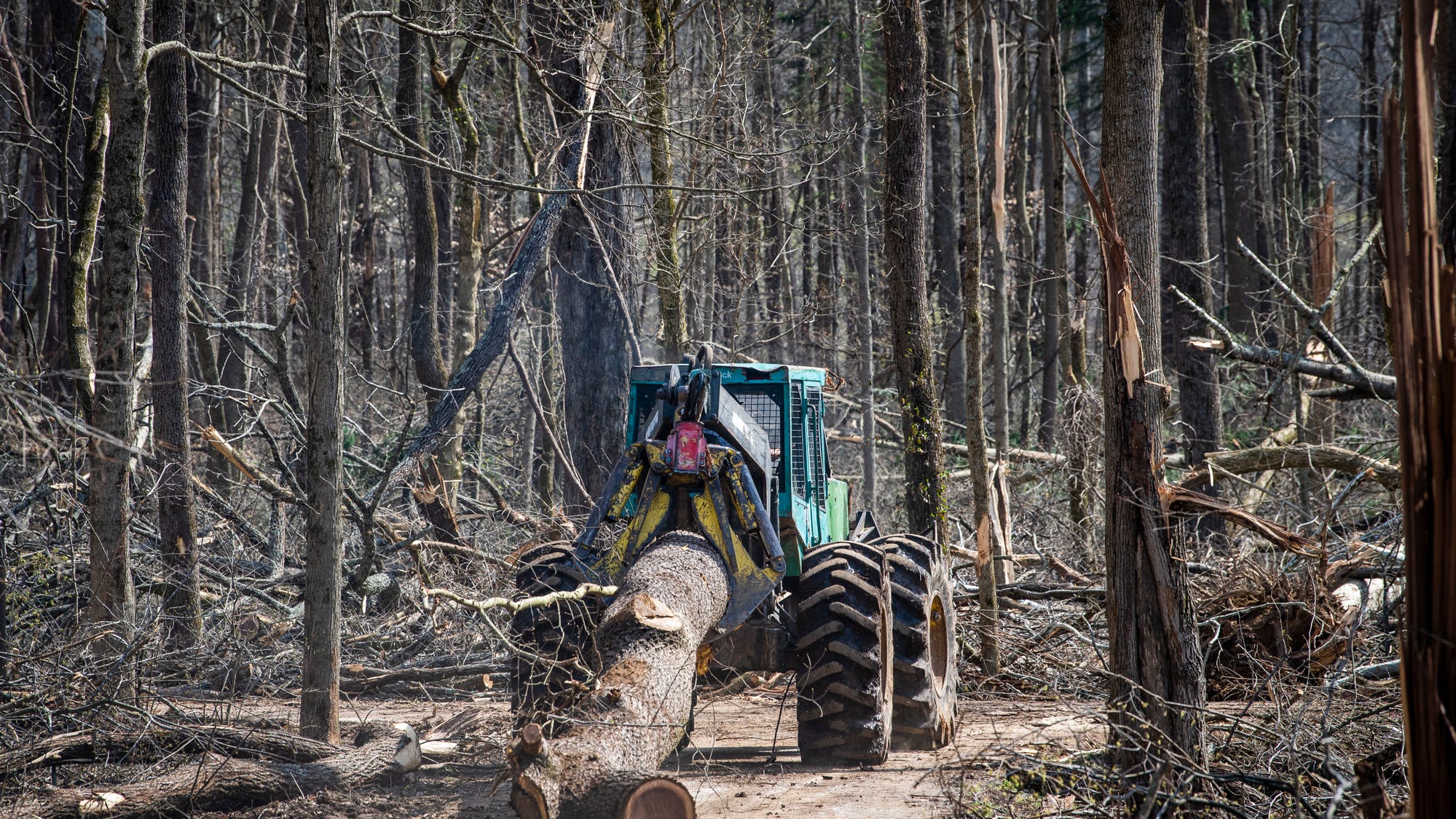 Crackdowns on PFAS, water use and air pollution fail in the statehouse