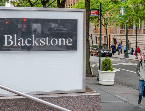 Investors poured billions into private credit. Now many want their money back