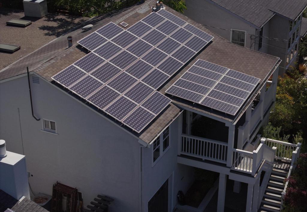 Appeals court upholds California’s rooftop solar rules