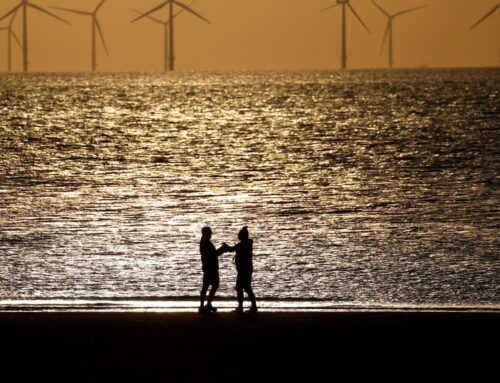 UK must double down on renewables as wars drive up energy costs, experts say