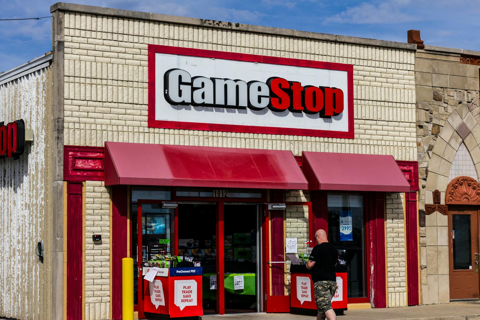 GameStop transfers all but one bitcoin to Coinbase as collateral GameStop transfers all but one bitcoin to Coinbase as collateral