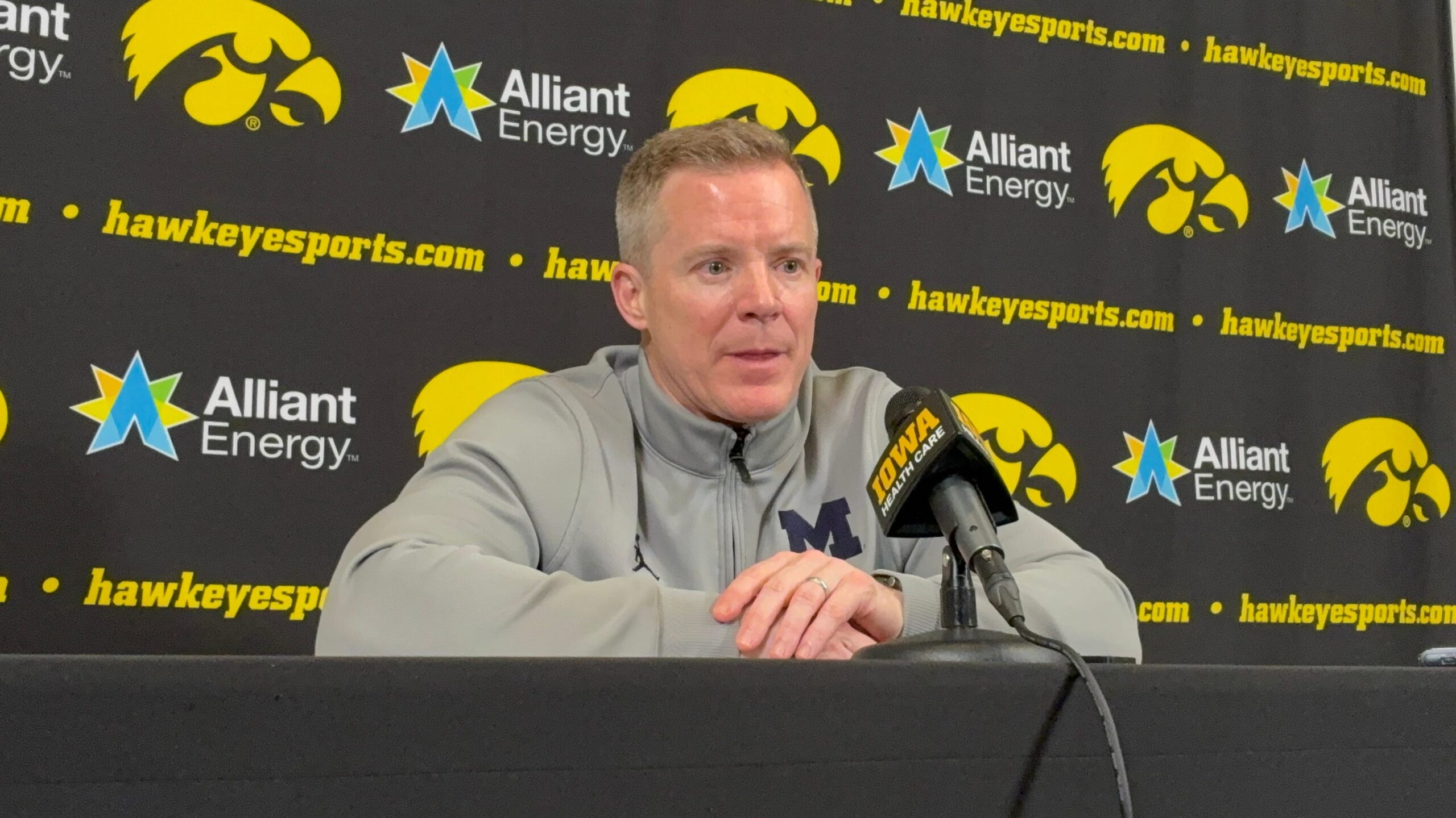 Video: Michigan coach Dusty May on the Carver-Hawkeye Arena environment
