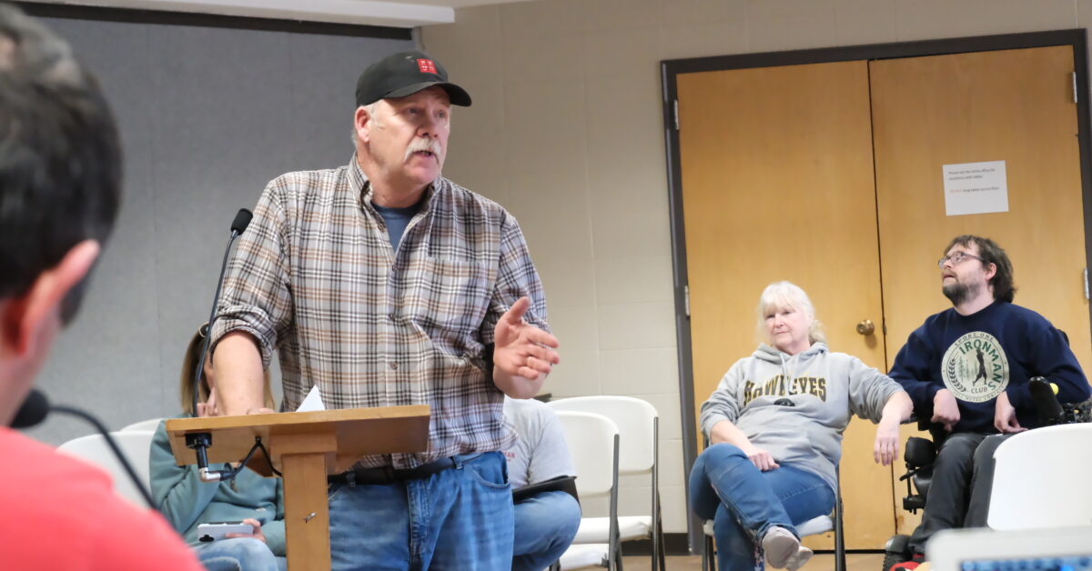 Decorah P&Z closer to outlining requirements for downtown Amazon Hubs