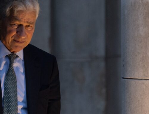 The $265 billion private credit meltdown: How Wall Street’s hottest investment craze turned into a panic