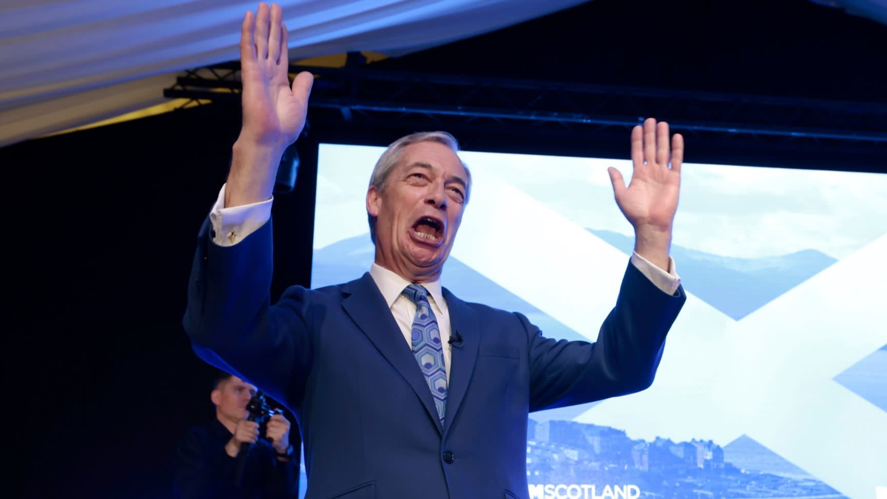 Retail investors aren’t crazy for Farage and Kwarteng’s bitcoin business