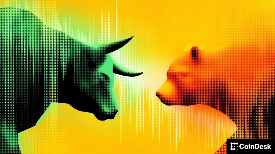 Bitcoin tops ,000 as ETFs pull 5 million, extending two week inflow streak