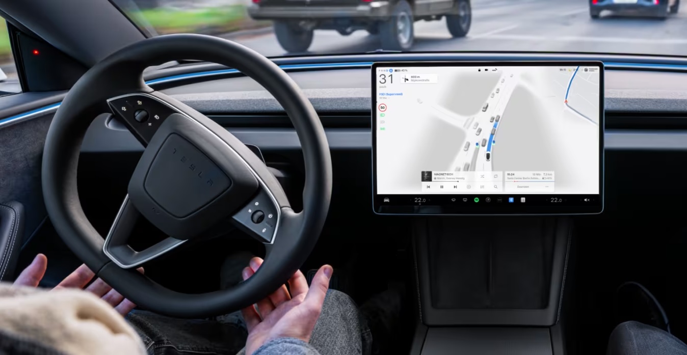 Tesla Full Self-Driving v14.2.2.5 might be the most confusing release ever