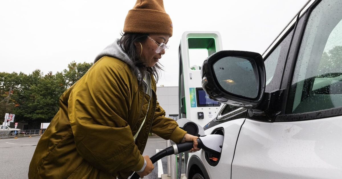 As gas prices soar, Seattle solidifies its status as an EV capital