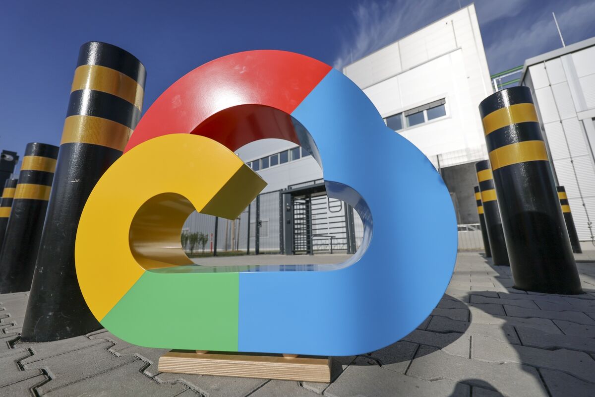 Alphabet, Amazon Outpace Meta in AI During Earnings Bonanza