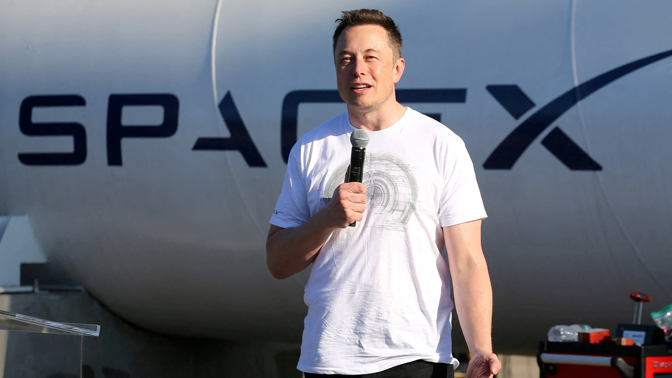 SpaceX obtains right to buy AI start-up Cursor for bn