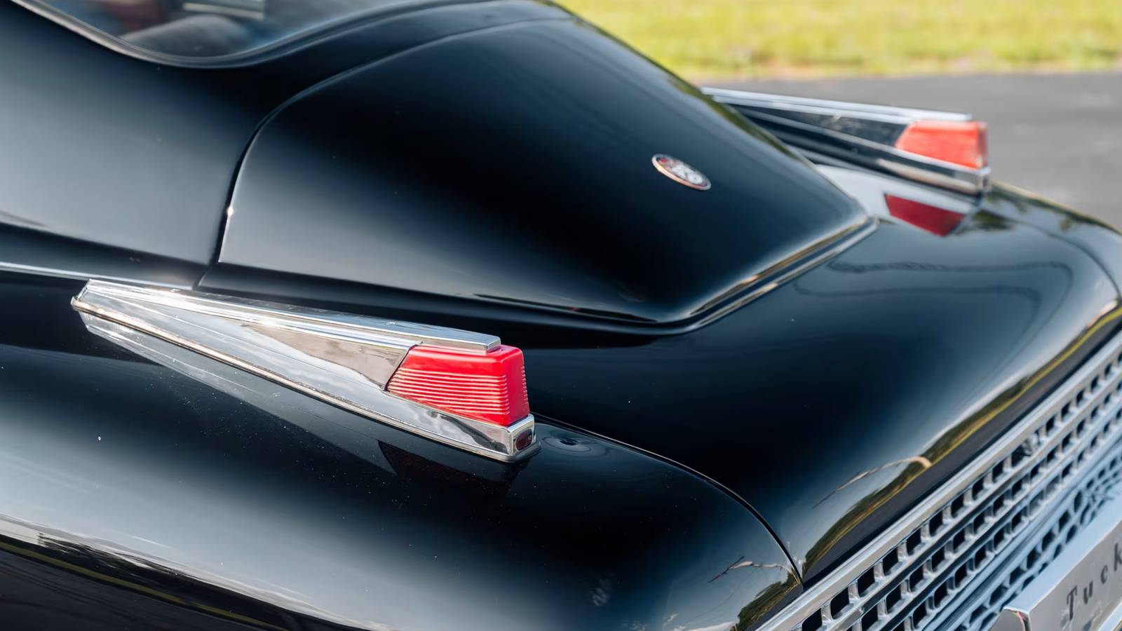 The Most Influential Car Of The 1940s Made Use Of A Helicopter Engine