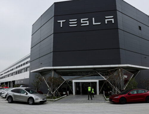 Investors Fret Over Tesla’s $25 Billion A.I. Bet