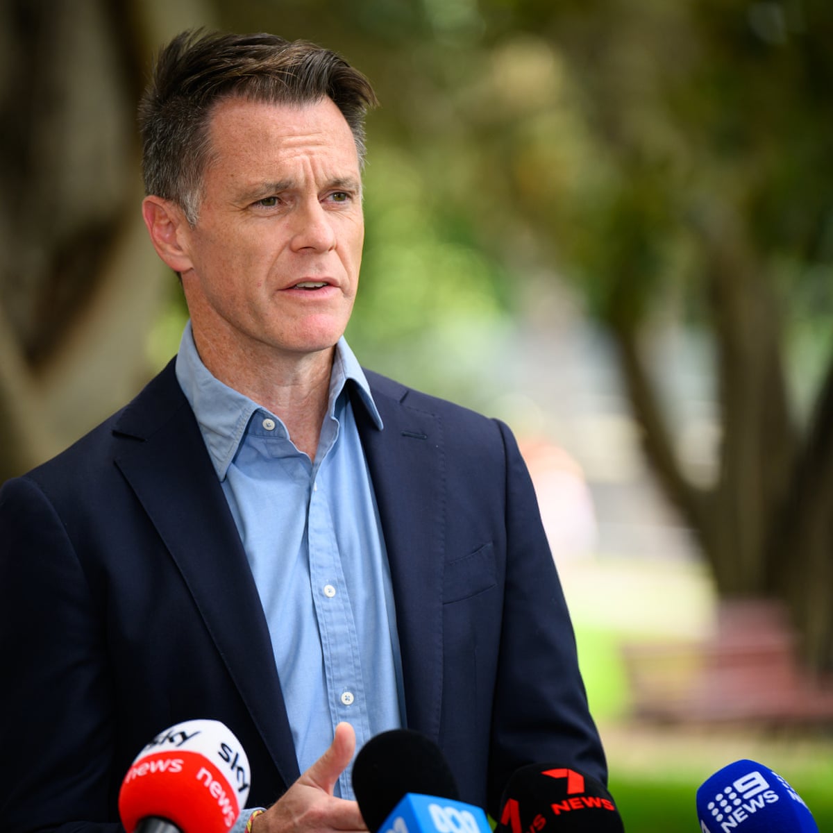 Minns promises more fast-chargers and electric trucks in revamped EV policy Minns promises more fast-chargers and electric trucks in revamped EV policy