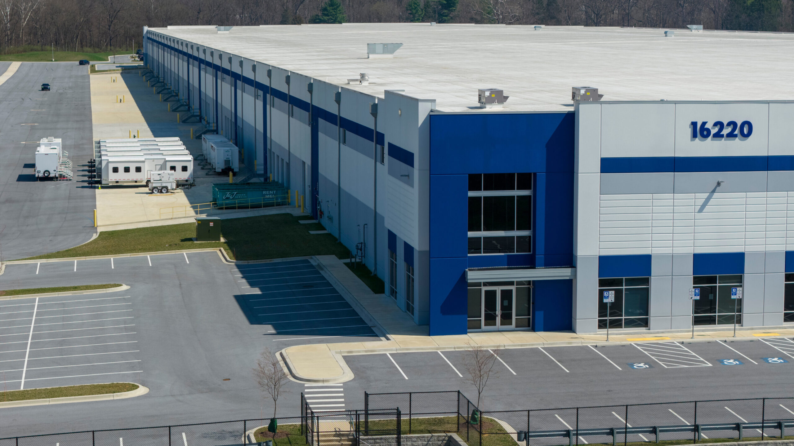 ICE Warehouse Plan Faces Delay Over Lack of Environmental Reviews