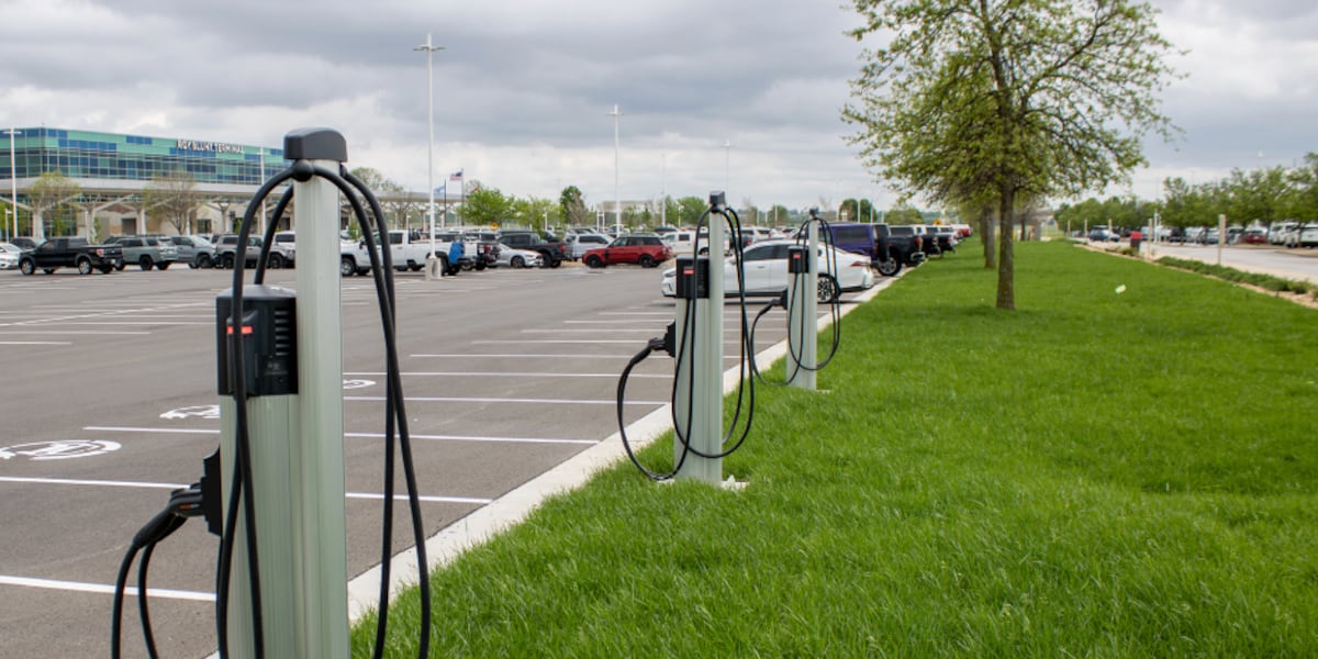 Springfield-Branson National Airport adds electric vehicle charging stations