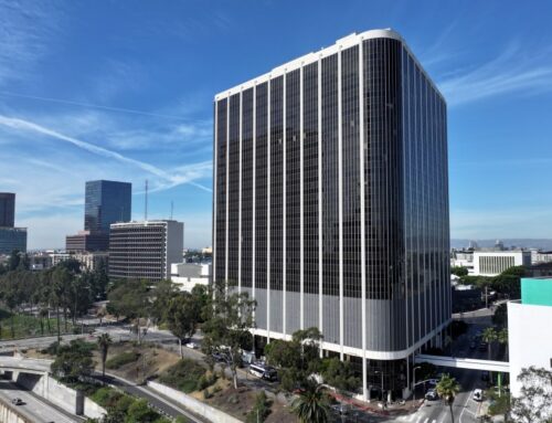 Report examines LAUSD tech spending, contracts with investor-backed firms