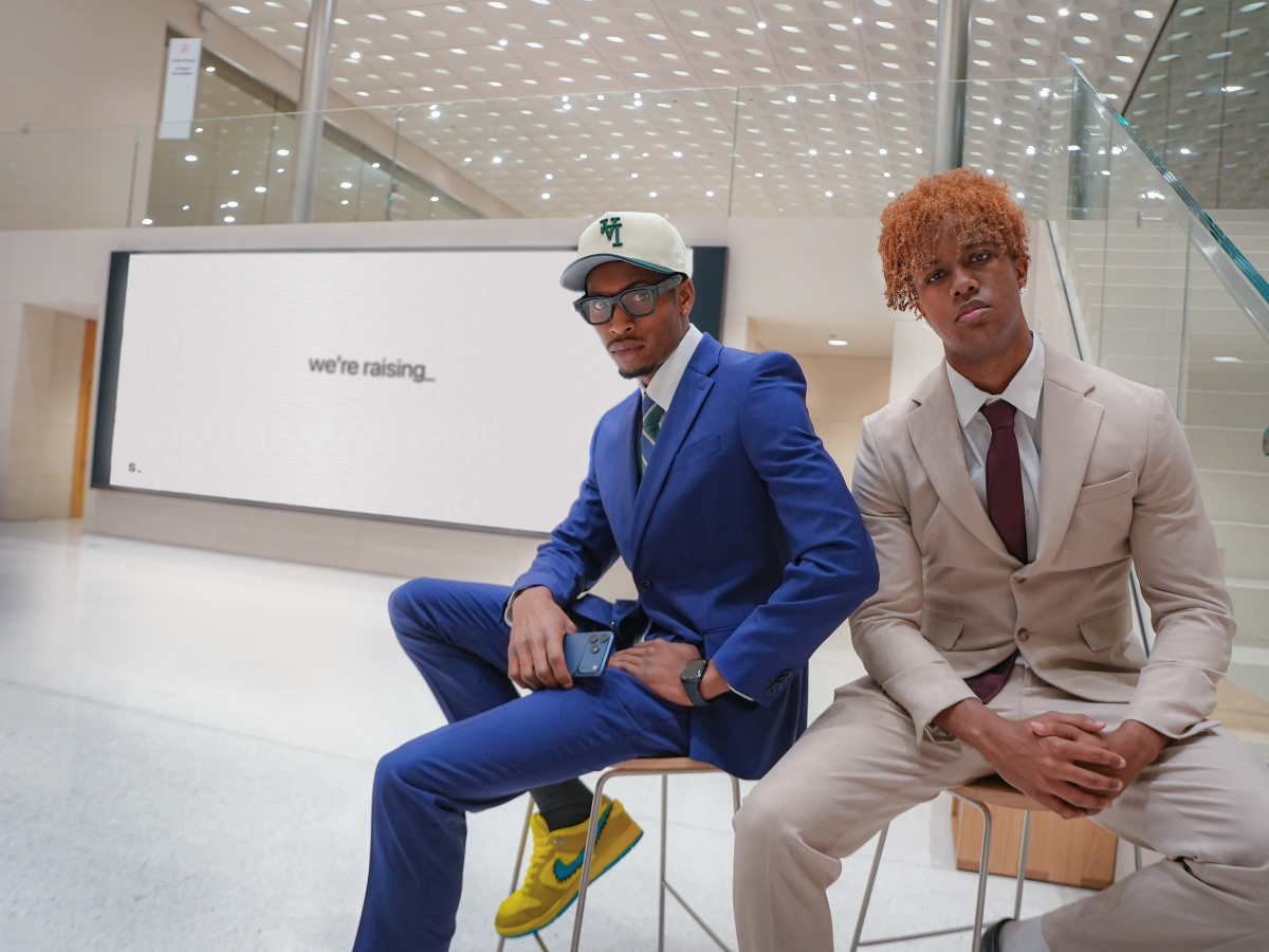 Two college kids raise a .1 million pre-seed to build an AI social network in iMessage