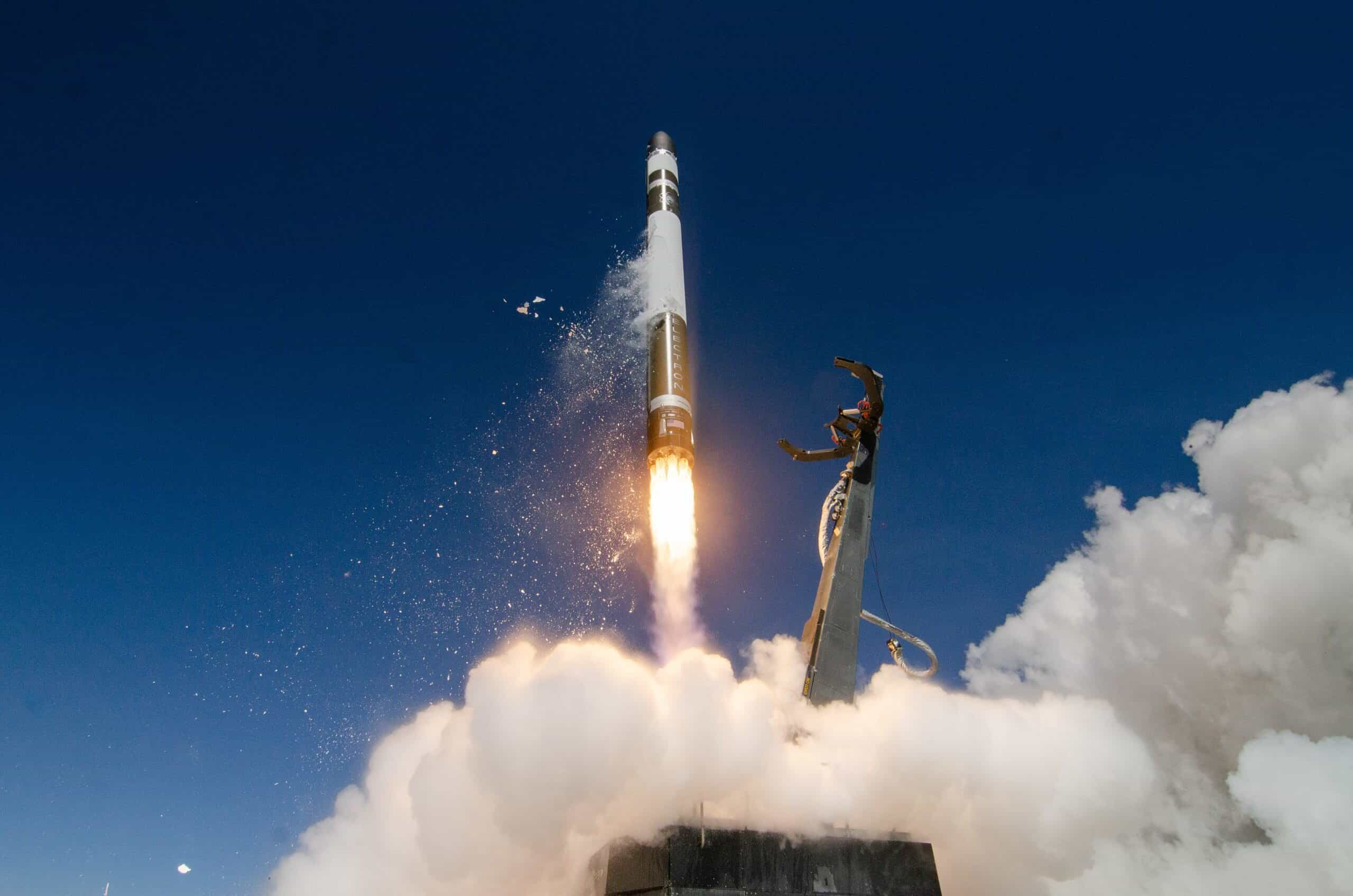 Forget SpaceX: These 4 Space ETFs Pay Off Without the IPO Wait