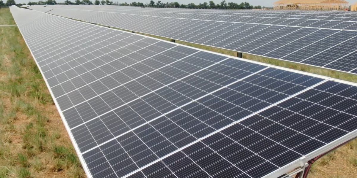 Planning commission defers decision on Galena solar project
