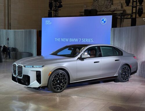 BMW’s new 7 Series offers updated interior digs, more EV range; CEO calls it ‘real transformation’ for $100K car