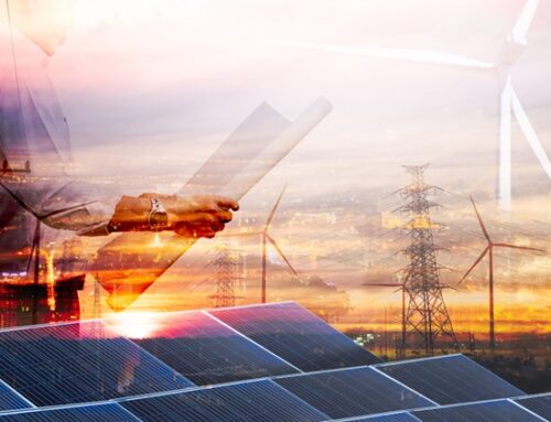 What is the contracting process like in the 12 renewable energy and storage tenders currently operating in Latin America?