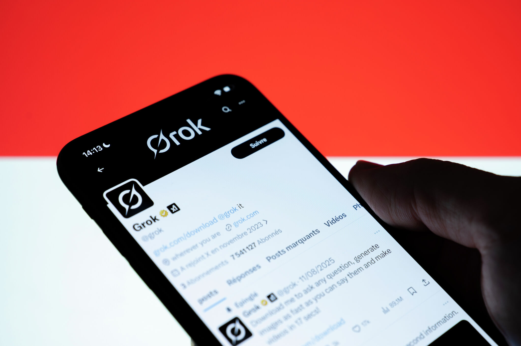 Elon Musk’s company wants acclaimed novelists, poets to train its AI