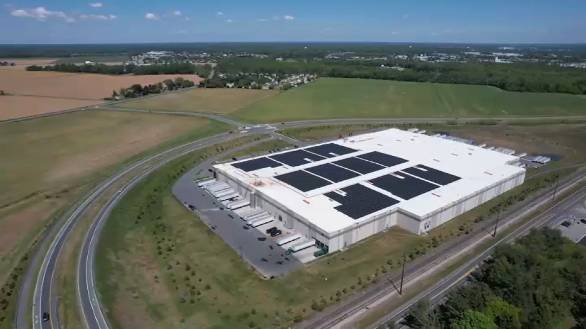 ‘Great sign of things to come’: Major rooftop solar project launches in Delaware